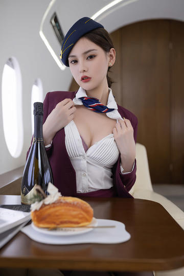 偷拍自拍欧美情色(欧美风自拍头像)