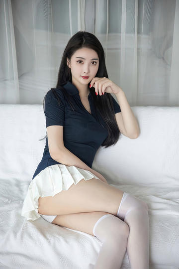 日本在线国产精品松本芽依