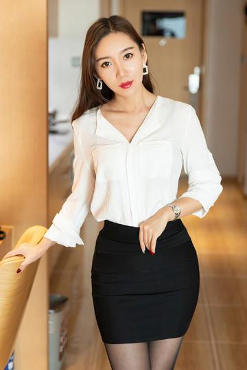 精品国产模特对白